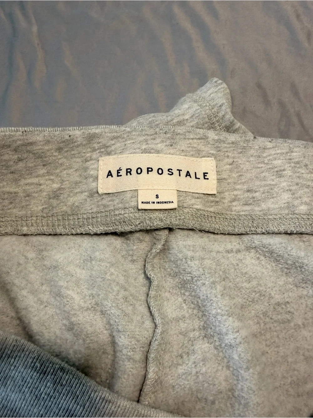 Aeropostale light gray